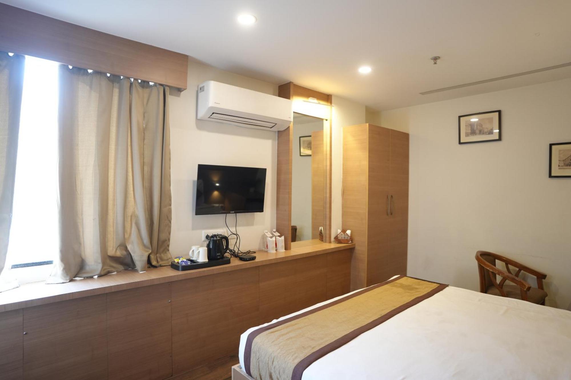 Hotel Silkhouse Premier Danapur Buitenkant foto